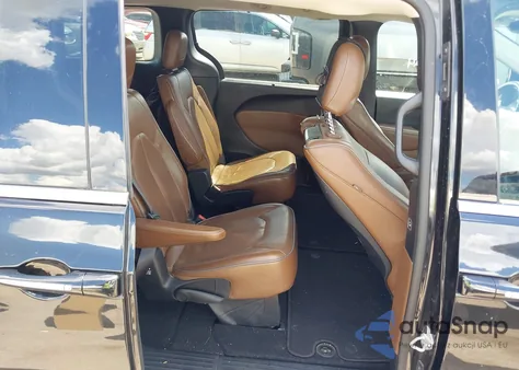 2017 Chrysler Pacifica Limited z USA, uszkodzony, nr VIN 2C4RC1GG4HR661524